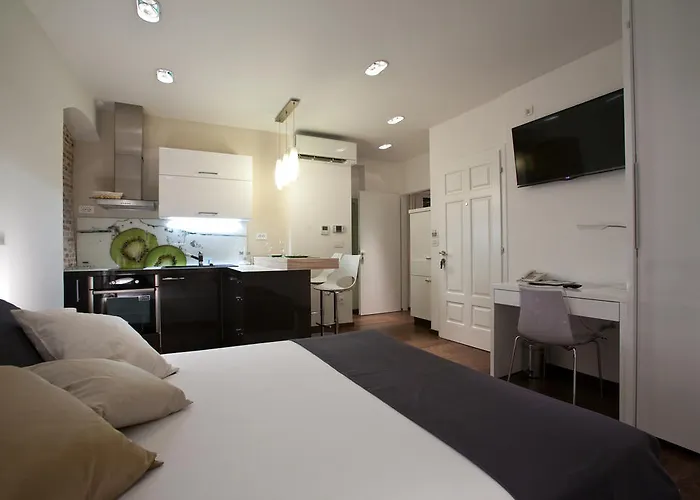 Speruna Luxury Split