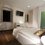 Speruna Luxury Split